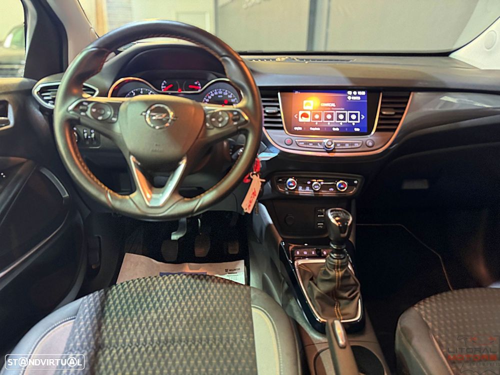 Opel Crossland X 1.2 T Innovation - 20