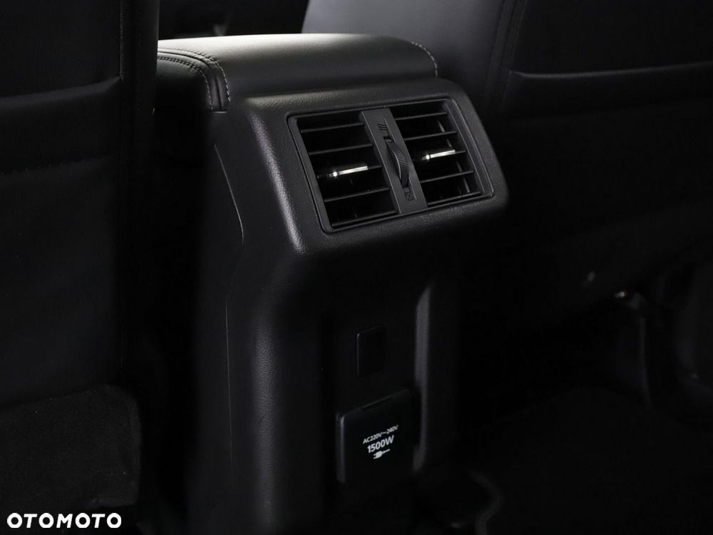 Mitsubishi Outlander 2.4 4WD Top - 38