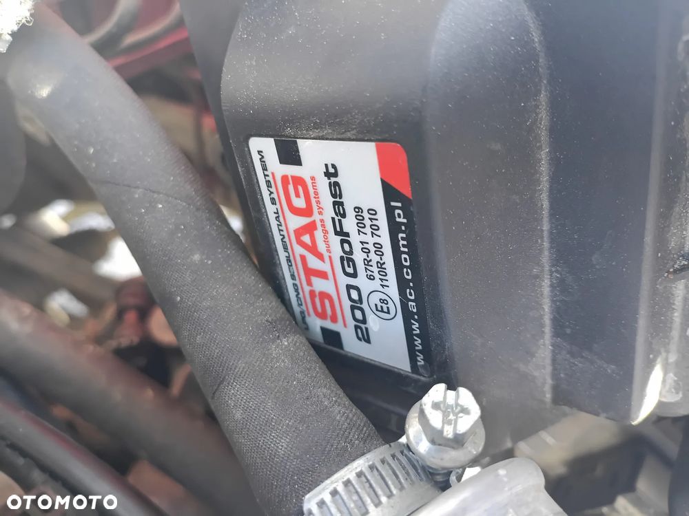 Opel Astra 1.6 Essentia - 8