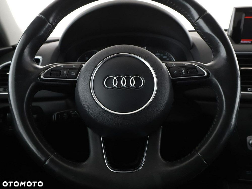 Audi Q3 1.4 TFSI Sport S tronic - 22