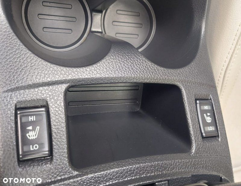 Nissan Qashqai 1.6 dCi 4 x 4 DPF tekna - 39