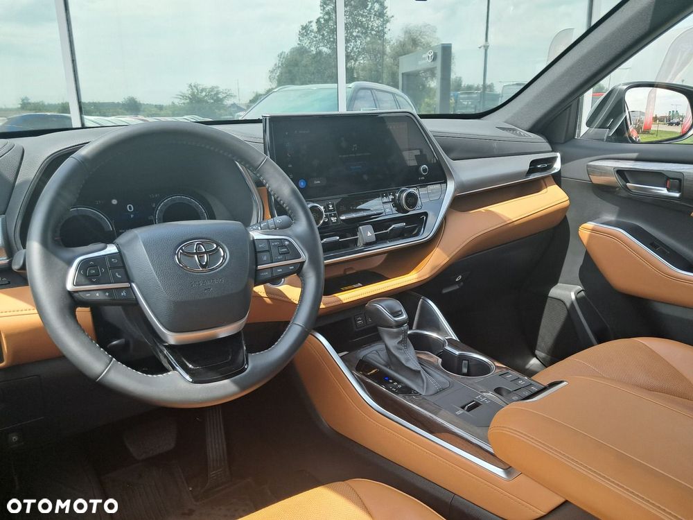Toyota Highlander - 8