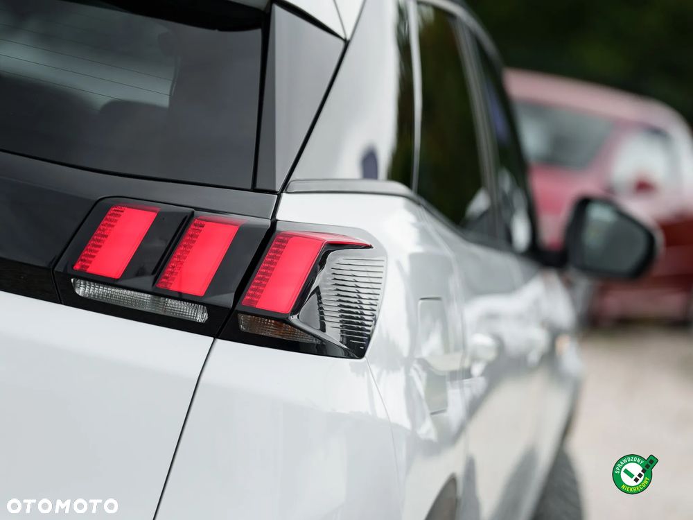 Peugeot 3008 1.6 BlueHDi Active S&S EAT6 - 12