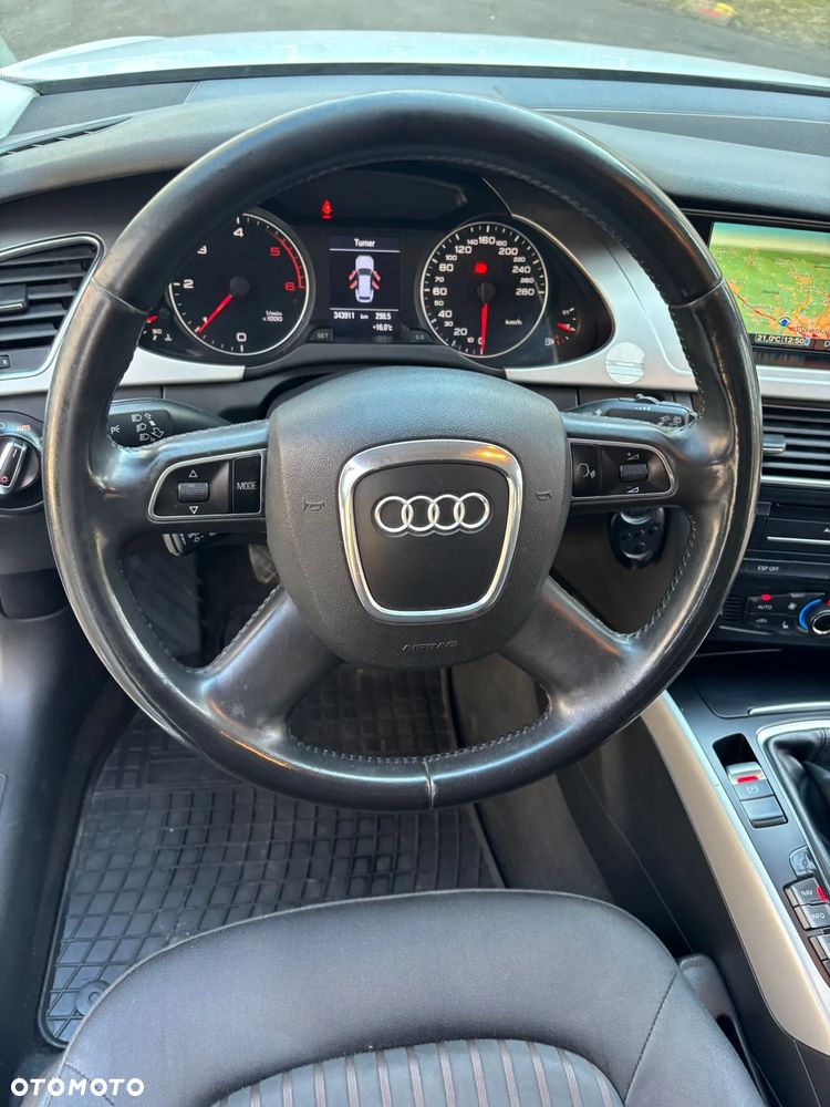 Audi A4 Avant 2.0 TDI - 21