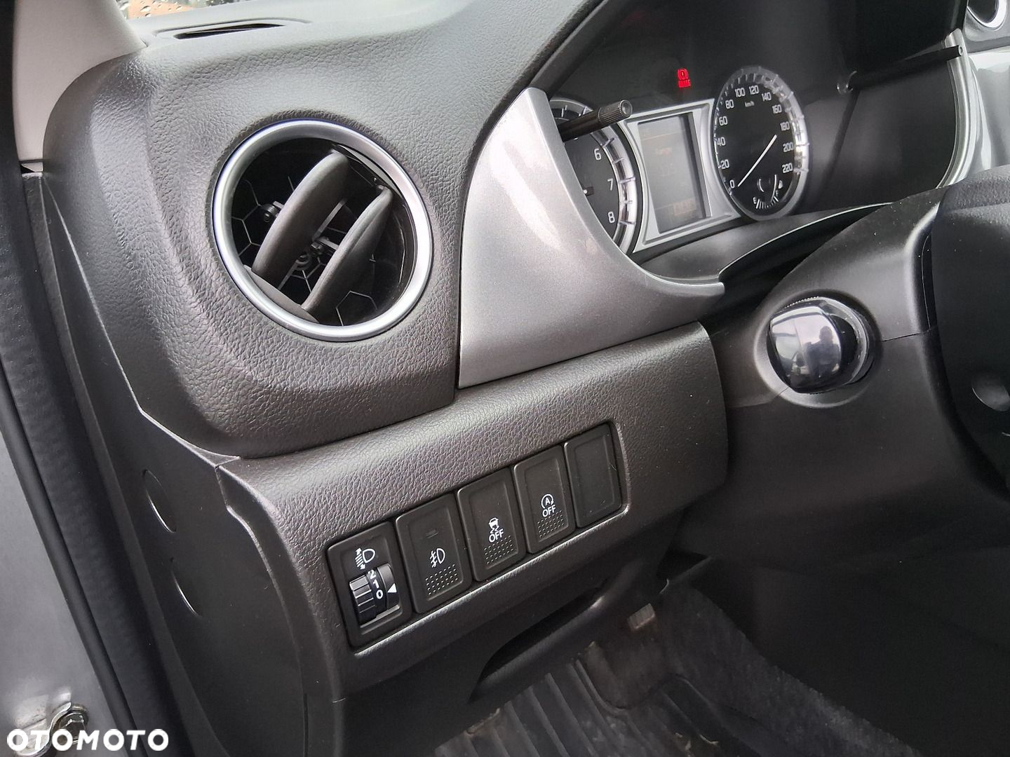 Suzuki Vitara 1.6 Premium 2WD - 25