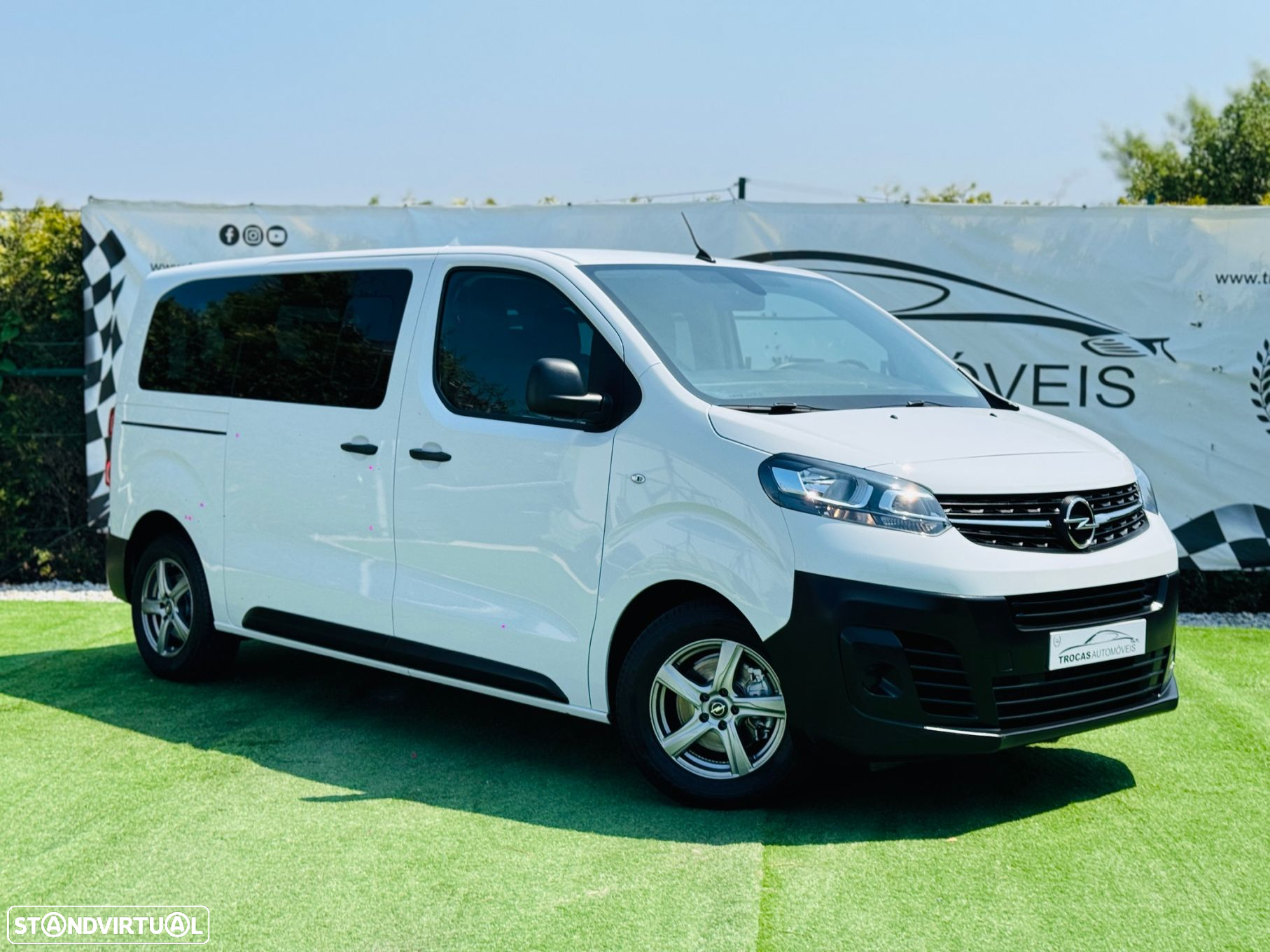 Opel Vivaro 1.5 CDTi L3H1 Essentia Inc - 2