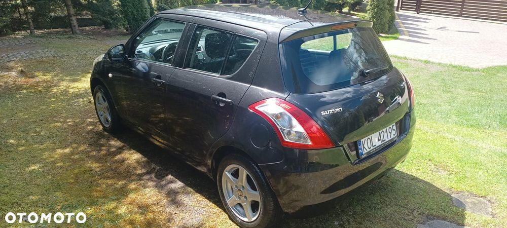 Suzuki Swift - 3