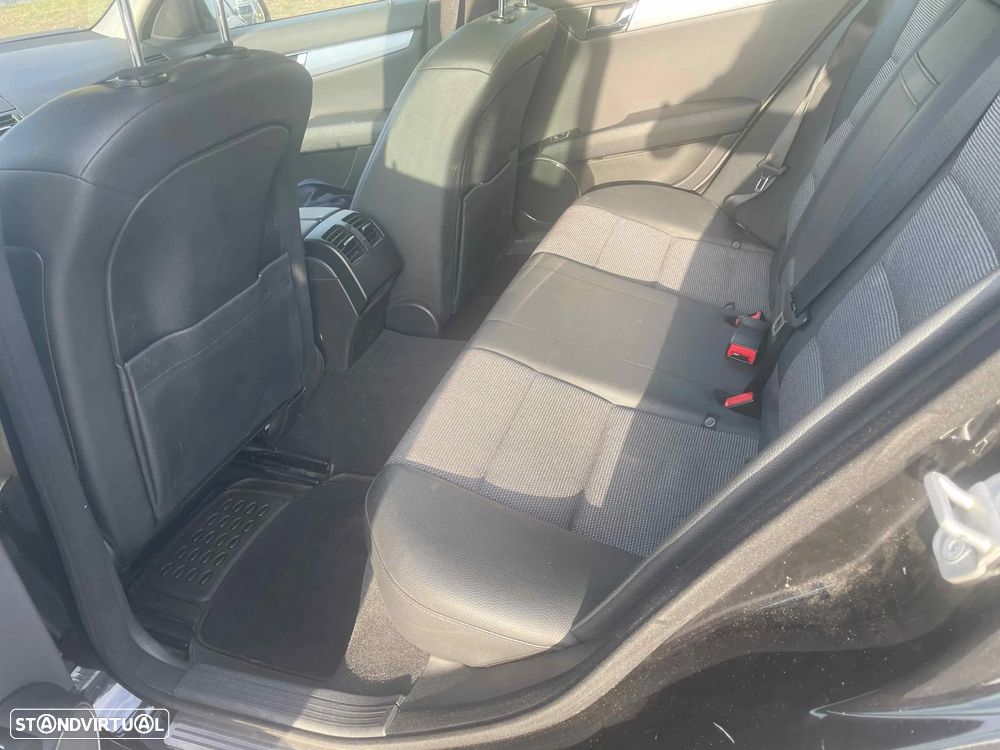 Mercedes-Benz C 220 Station CDI Avantgarde Edition - 20