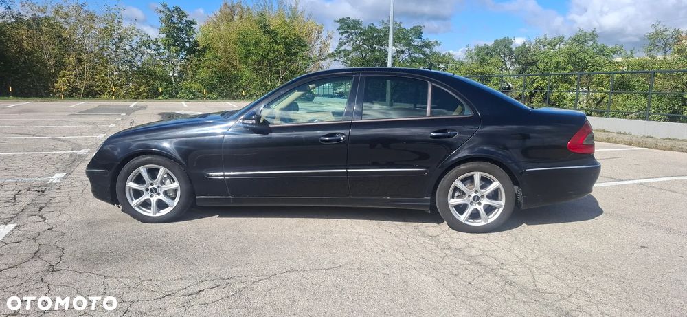 Mercedes-Benz E-Class 2007 photo 5