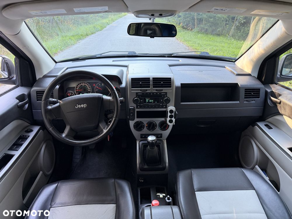 Jeep Compass - 8