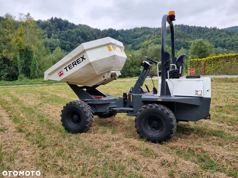 Terex Benford Wozidło 3 tony  OBRÓT 4X4+KIPER z Norwegii Idealny stan KUBOTA 4 cylindry Niski przebieg ORYGINAŁ - 6