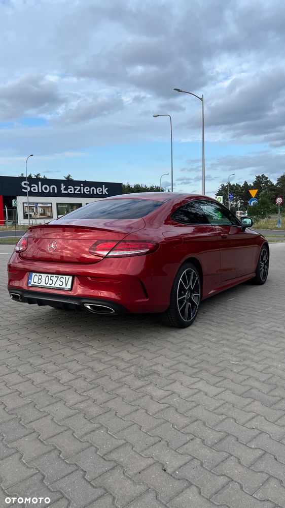 Mercedes-Benz Klasa C 300 9G-TRONIC AMG Line - 1