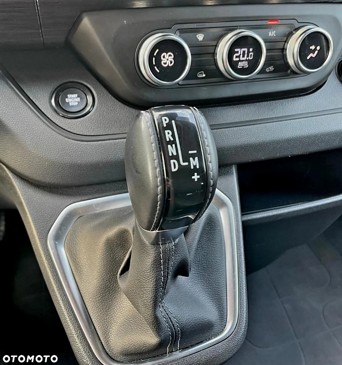 Renault Trafic - 17