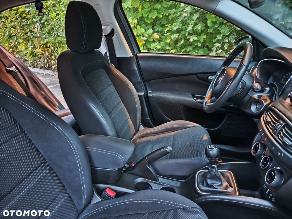 Fiat Tipo 1.4 T-Jet Lounge - 26