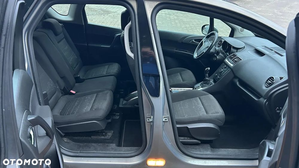 Opel Meriva - 9