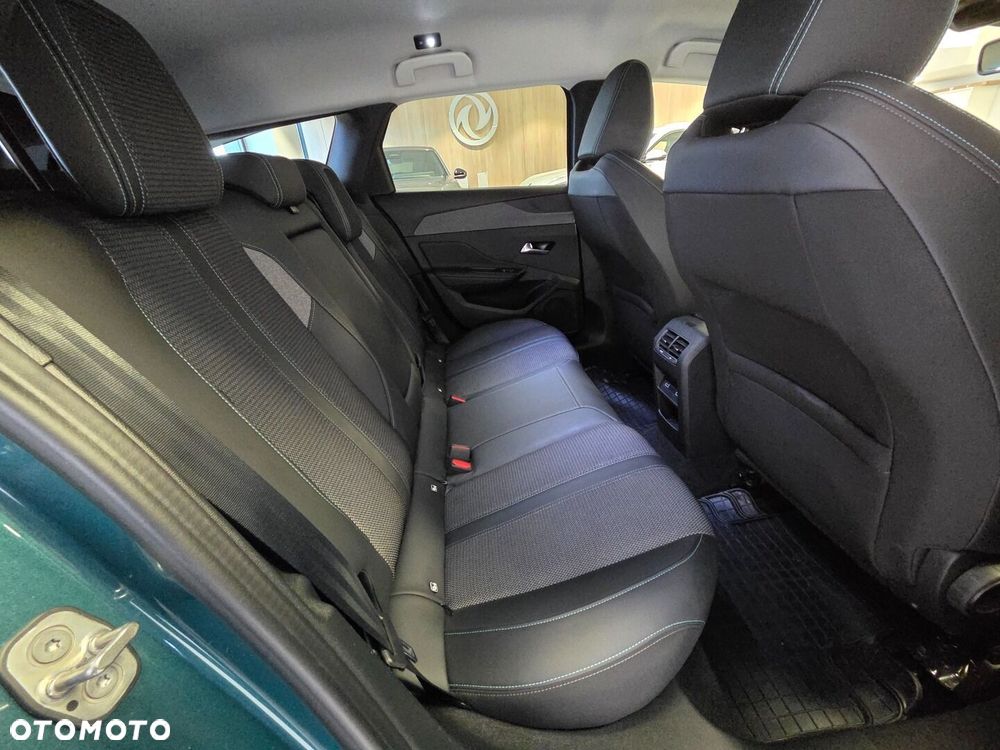 Peugeot 308 1.2 PureTech Allure Pack S&S EAT8 - 7