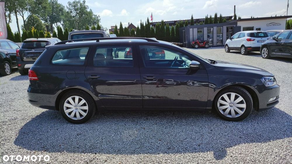 Volkswagen Passat - 16