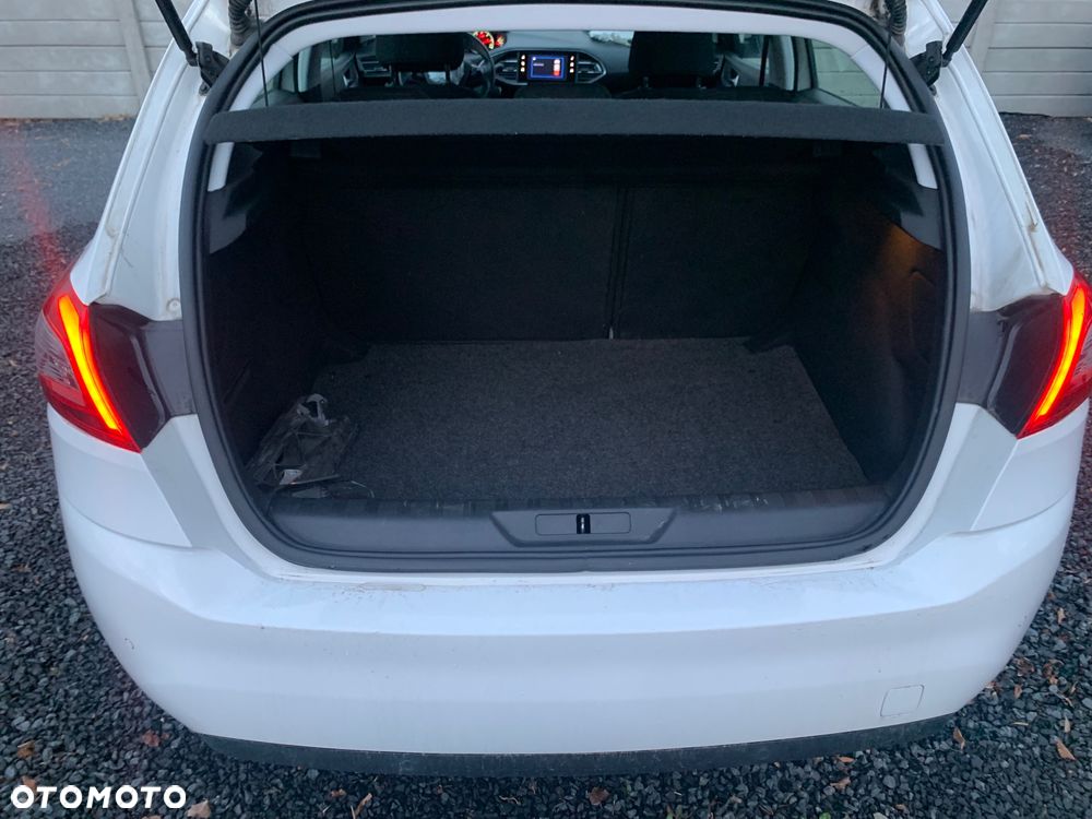 Peugeot 308 - 17