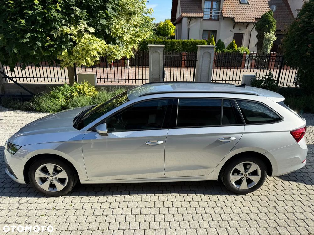 Skoda Octavia 2.0 TDI DSG Ambition - 5
