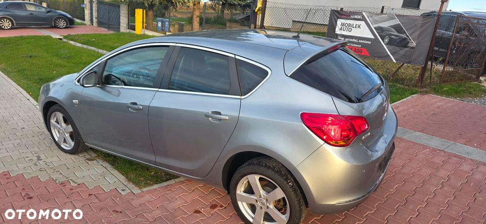 Opel Astra 1.4 Turbo Innovation - 12
