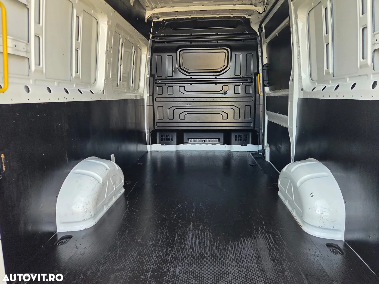Volkswagen New Crafter L3H2 - 11