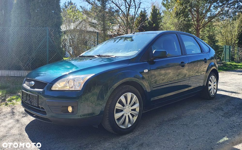 Ford Focus 1.6 16V Ghia - 2