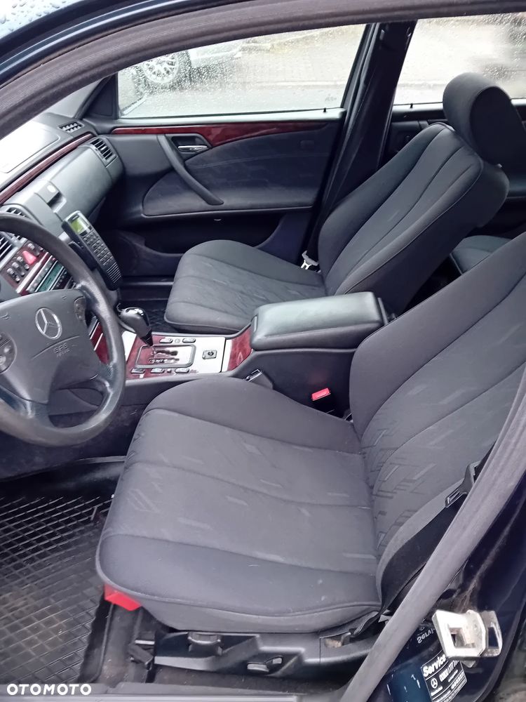 *MERCEDES W210* Samochód na części - 7