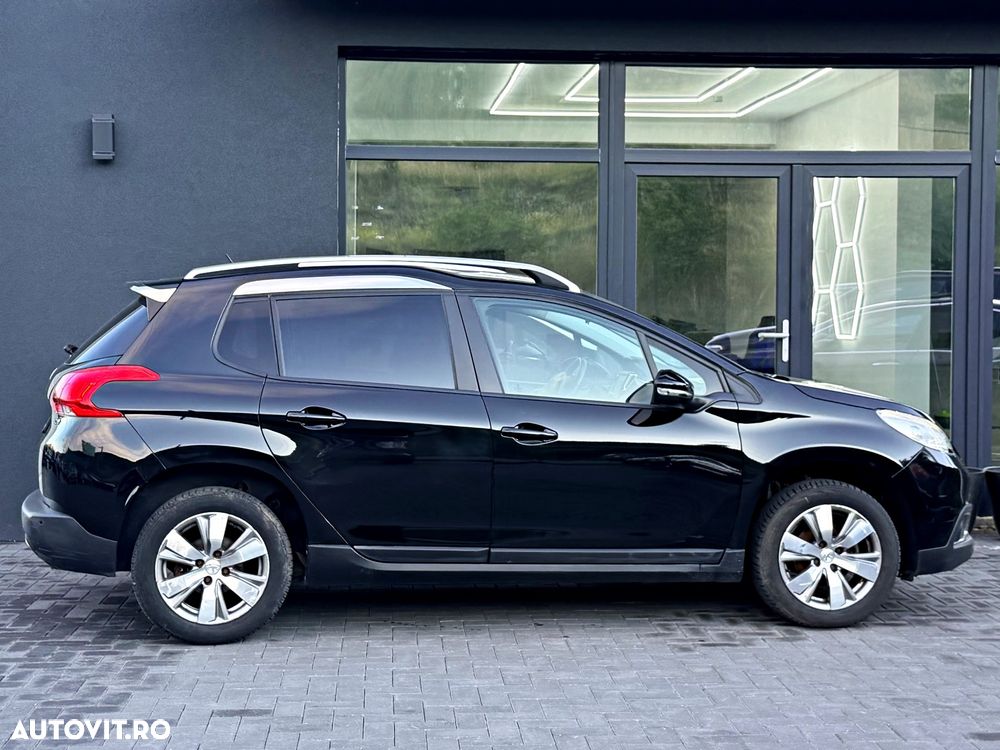 Peugeot 2008 PureTech 82 Style - 11