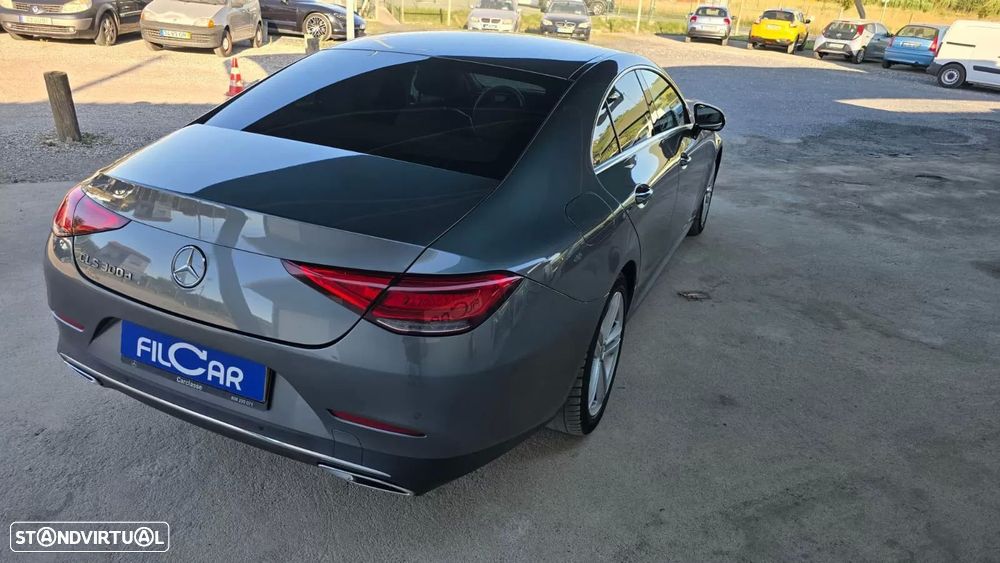 Mercedes-Benz CLS 300 d - 6