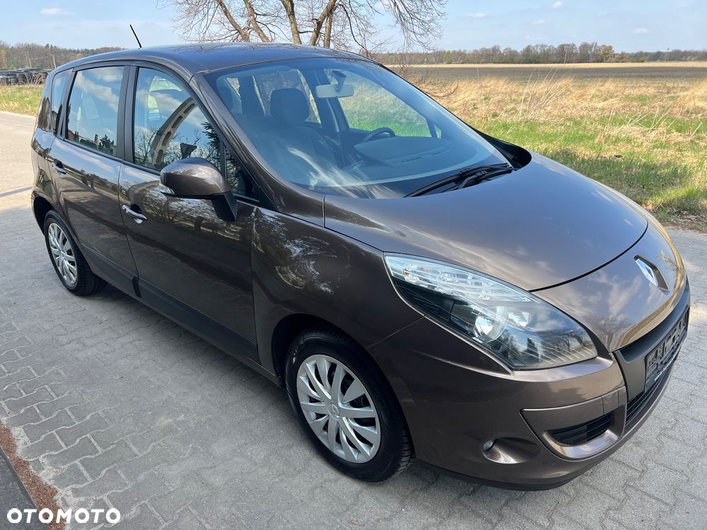 Renault Scenic - 17