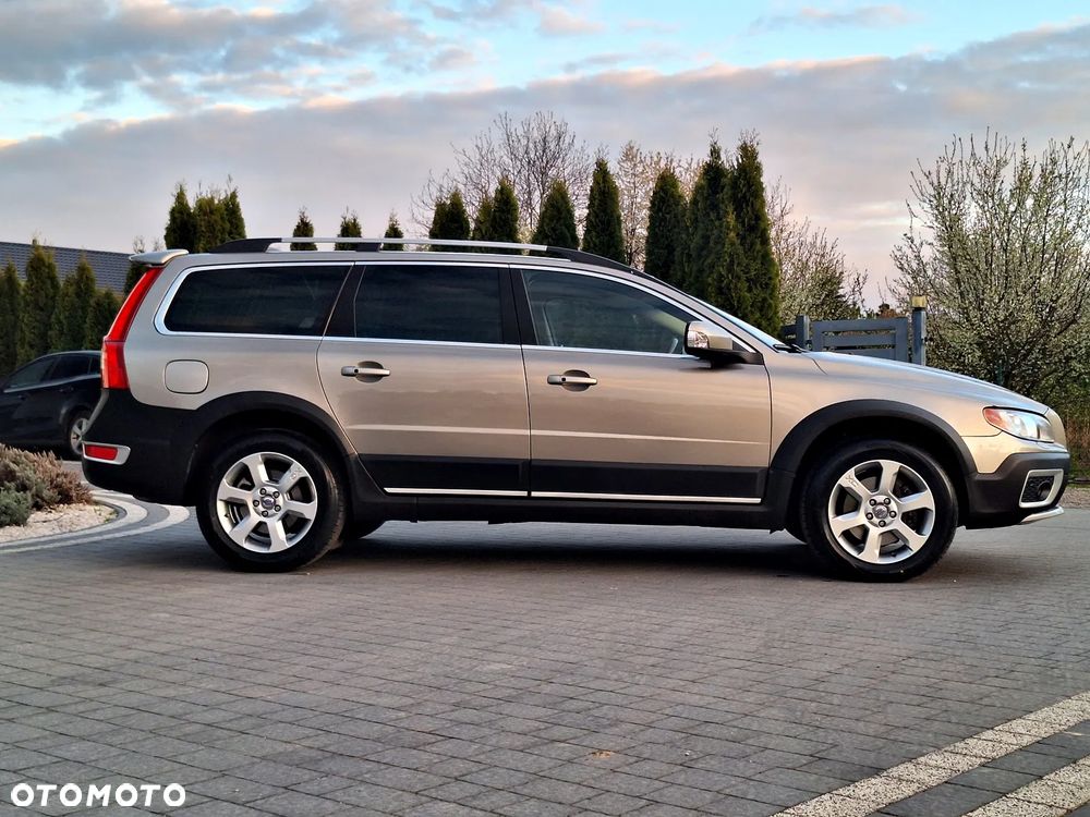 Volvo XC 70 3.2 AWD Summum - 4