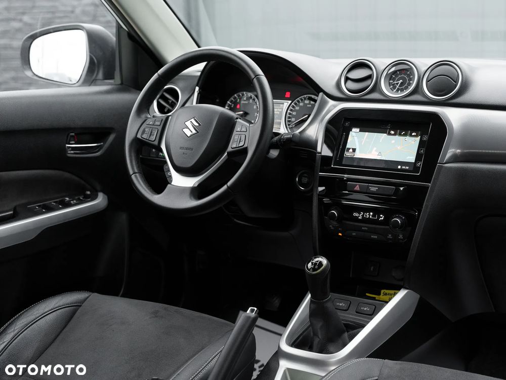Suzuki Vitara 1.6 Premium 2WD - 20