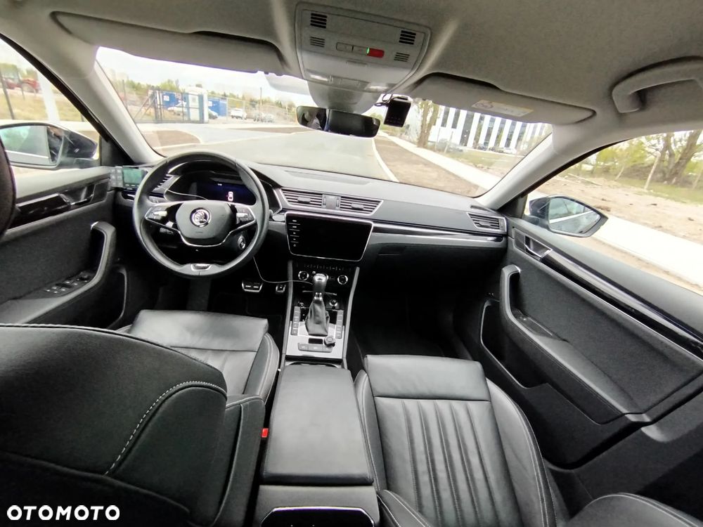 Skoda Superb 2.0 TDI SCR L&K DSG - 17