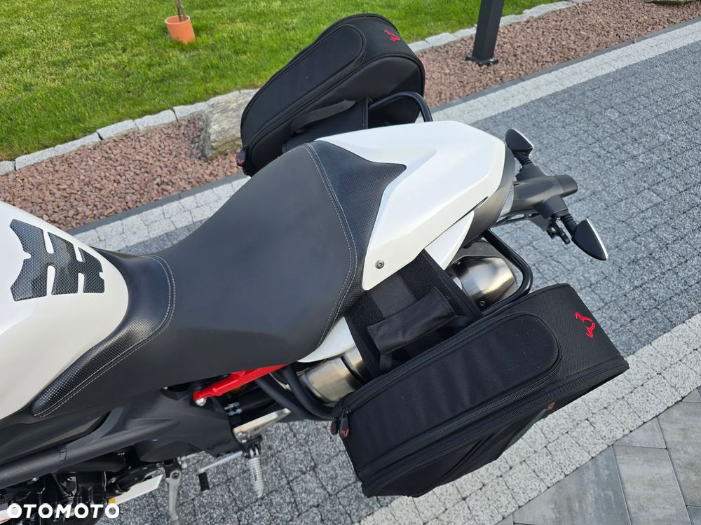 Triumph Speed Triple - 11