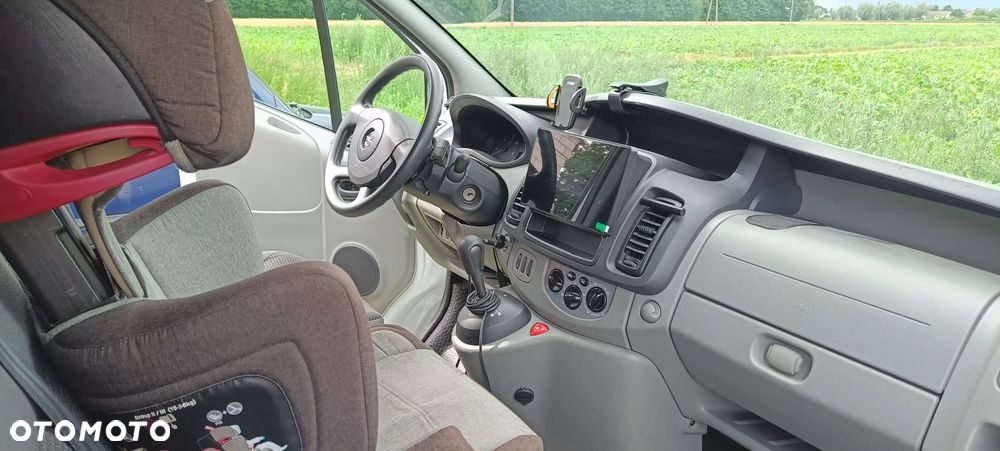 Opel Vivaro L2H1 2.9t Tecshift - 4