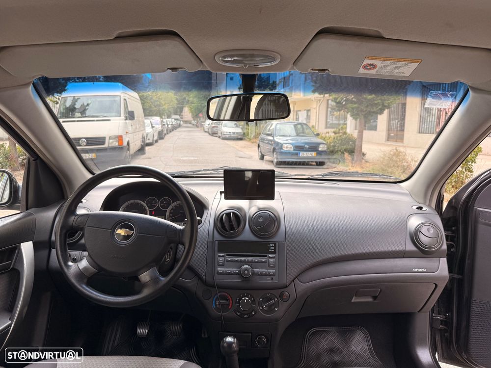 Chevrolet Aveo 1.2 LS - 17