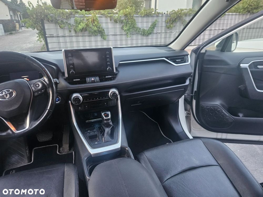 Toyota RAV4 - 17