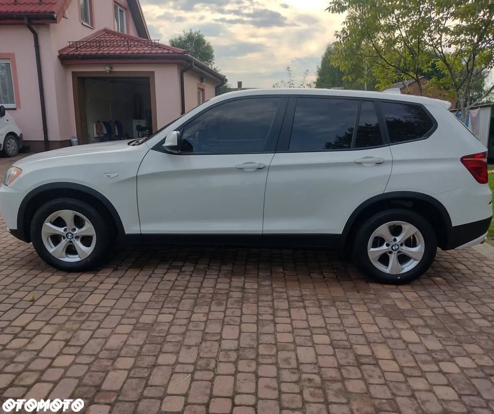 BMW X3 xDrive28i - 2