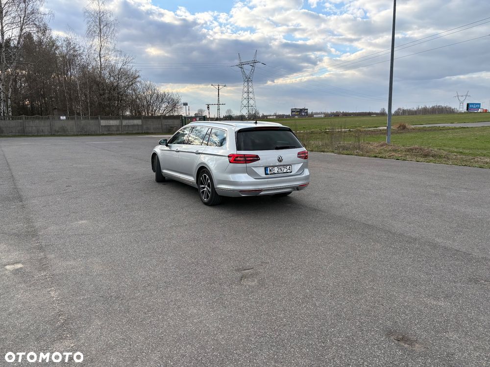 Volkswagen Passat 2.0 TDI SCR Highline - 13