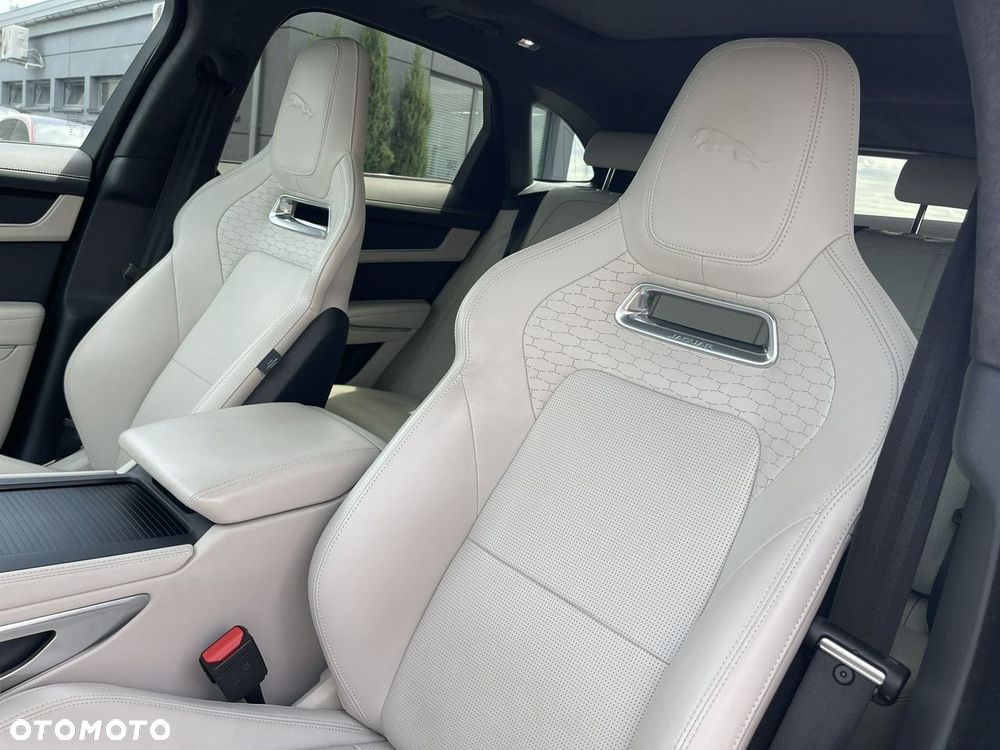Jaguar F-Pace 3.0 P400 mHEV AWD 400 Sport - 9