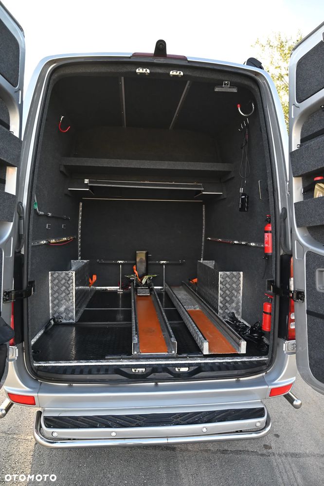 Mercedes-Benz Sprinter - 23