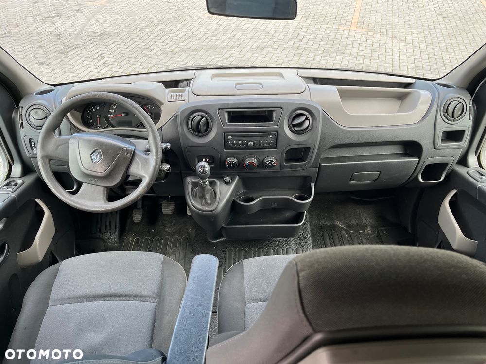 Renault Master - 10