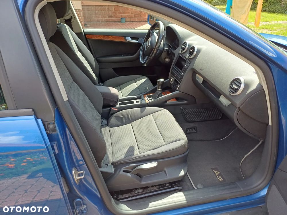 Audi A3 Sportback 2.0 TDI DPF Ambition - 9