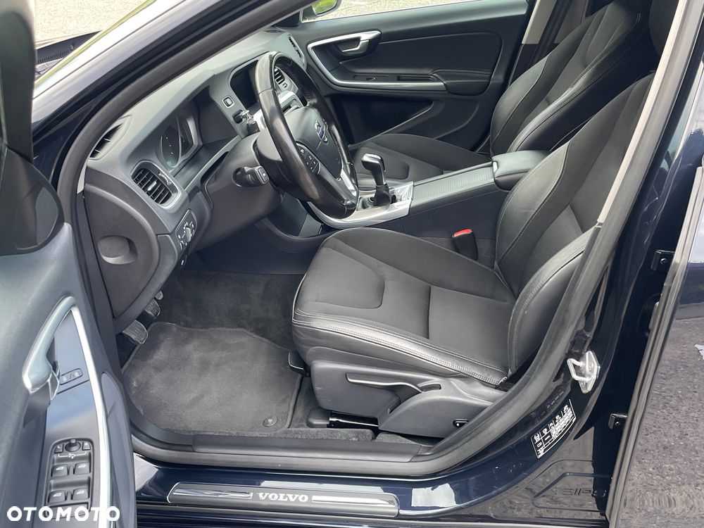 Volvo V60 - 20
