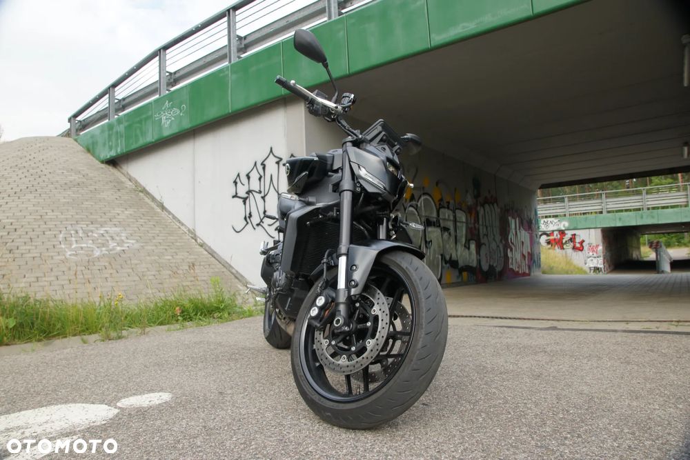 Yamaha MT - 3