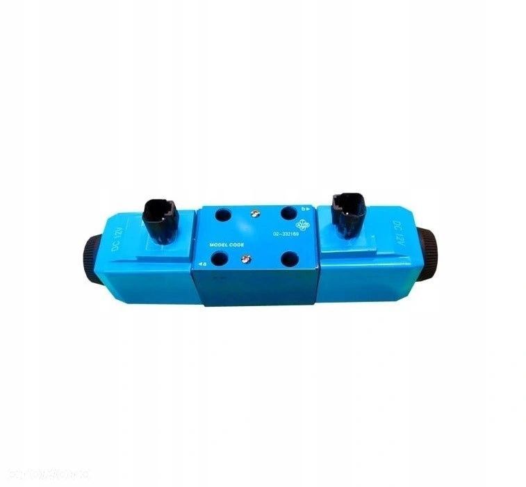 ELEKTROZAWÓR CEWKA JAZDY jcb 3cx 25/104700 skrzyni - 1