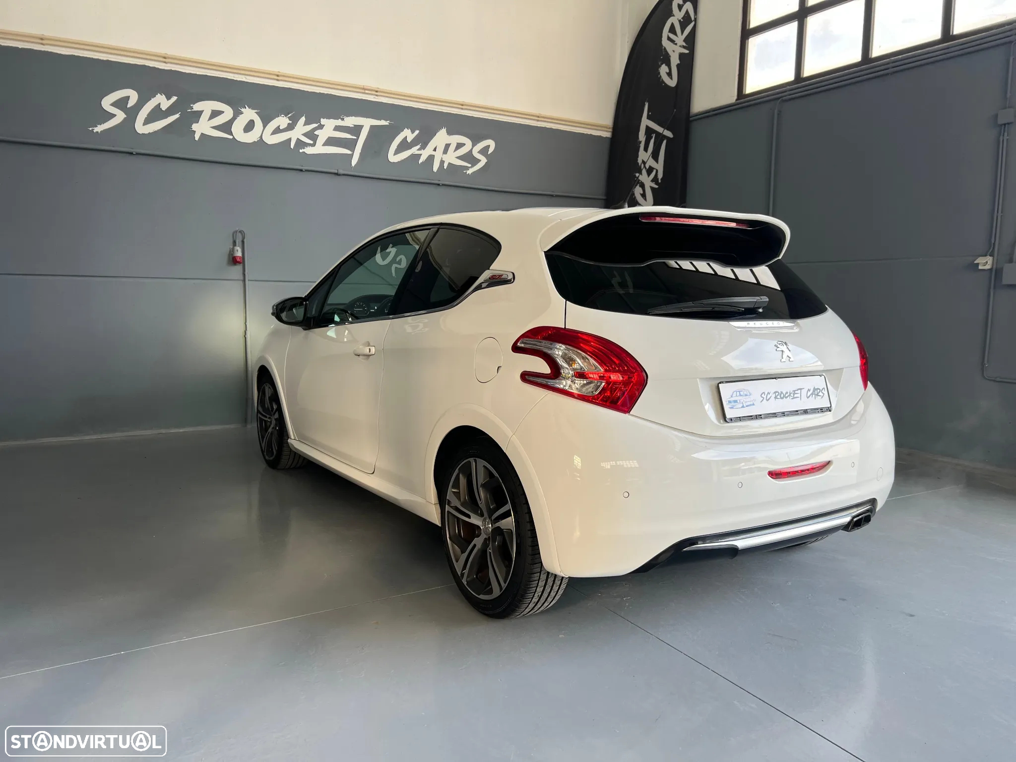 Peugeot 208 GTI 200 THP - 5