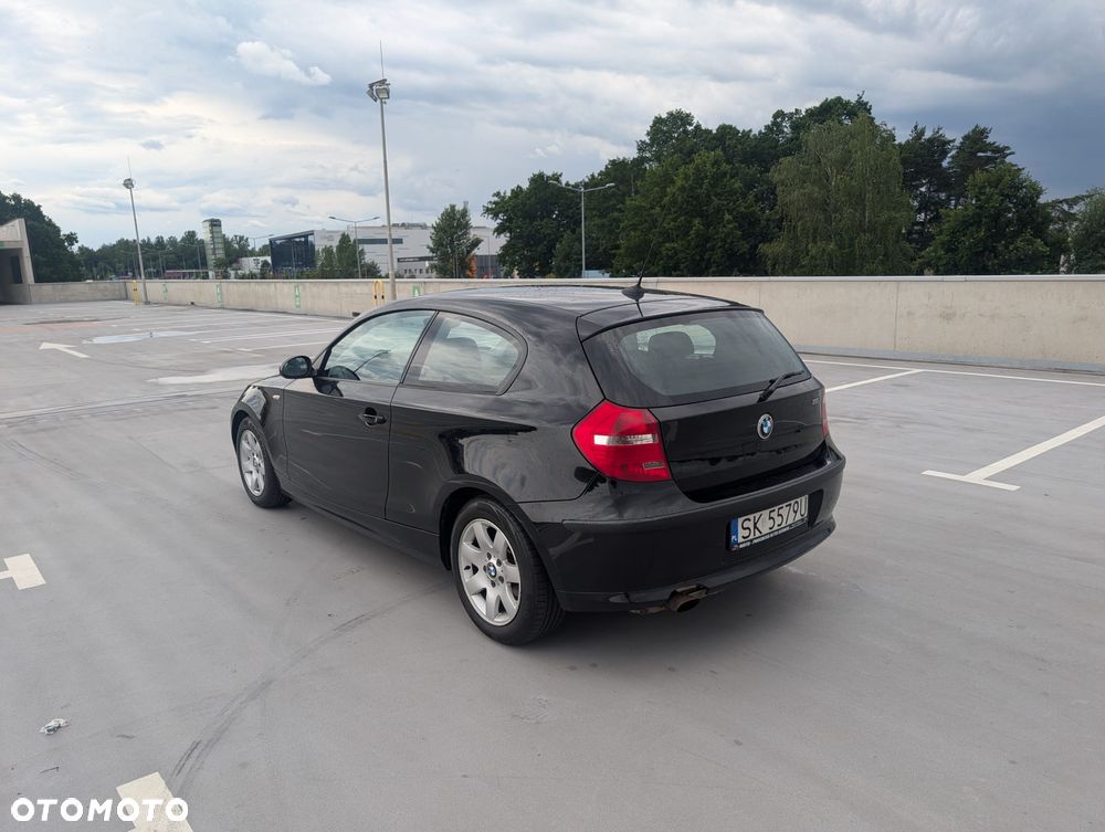 BMW Seria 1 116i - 4