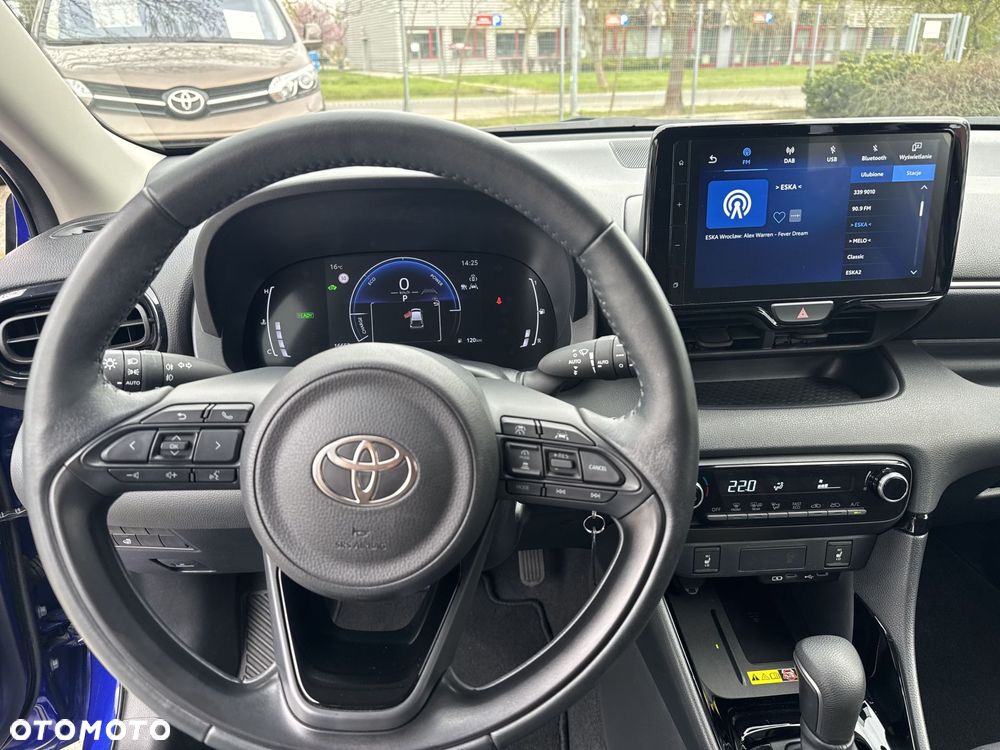 Toyota Yaris Hybrid 1.5 Style - 16