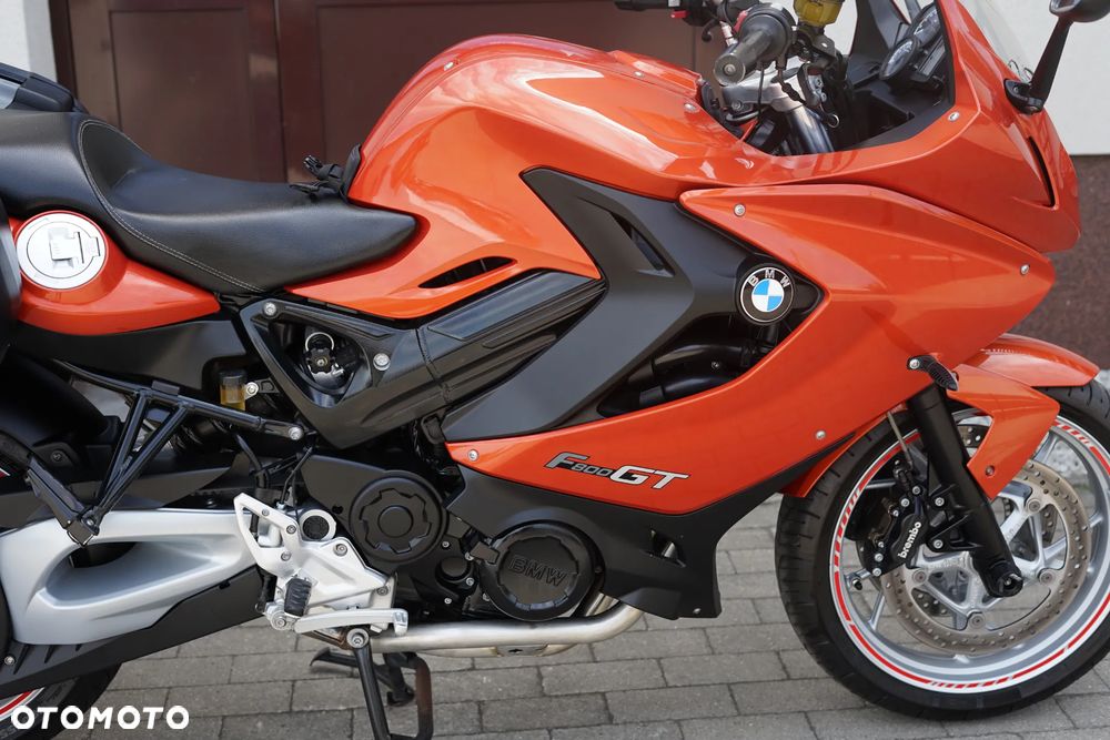 BMW F - 9